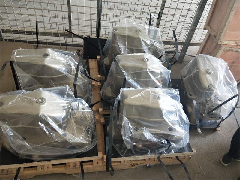 Головка блока цилиндров дизельного двигателя Jichai Chidong Co1200/20 3000 в сборе 3012.03.00