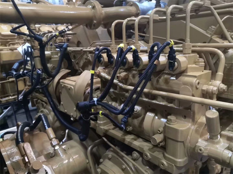 Генератор природного газа мощностью 1200 кВт CNPC Water/Water Brand H16V190zlt-2