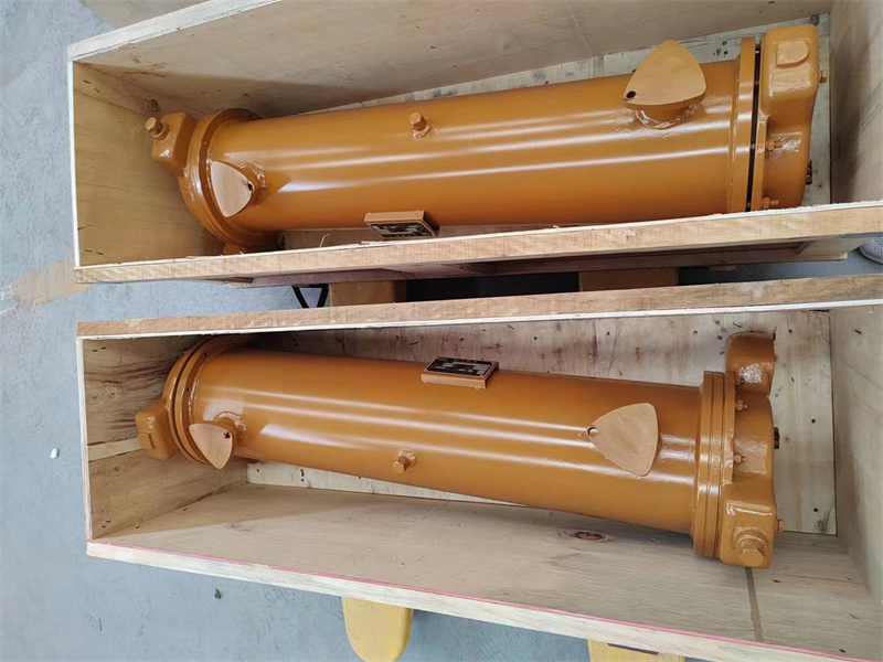 Двигатель для судна-пескоотсоса G12V190ZLC1 JDEC 190 SERIES