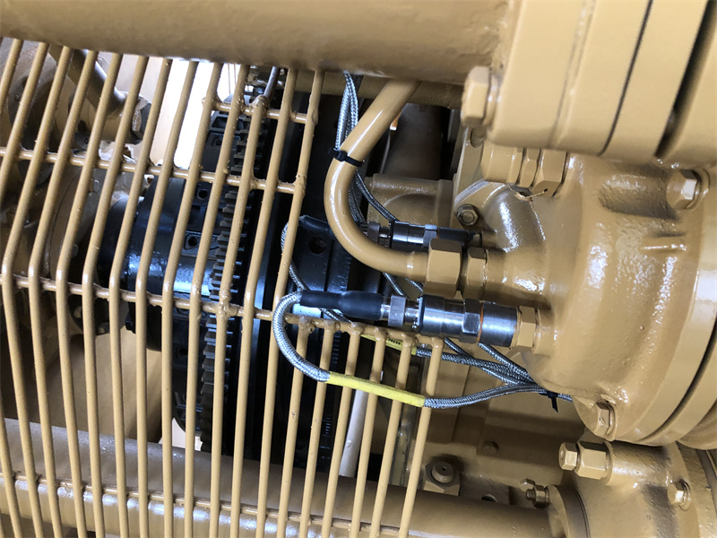 Drilling Engine Co1300f-3/25 engine model: Bl12V190-3 converter:Yotfj875-25flash